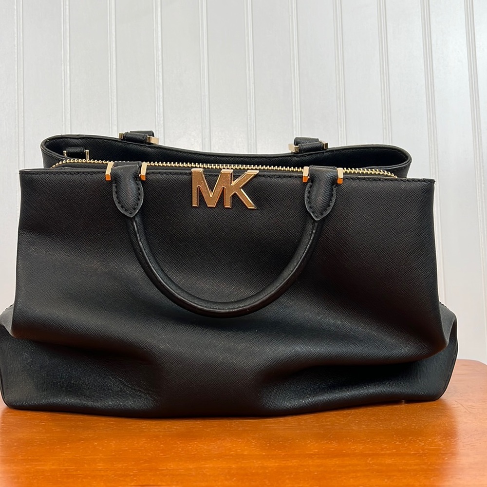 MICHAEL Michael Kors Florence Satchel Black